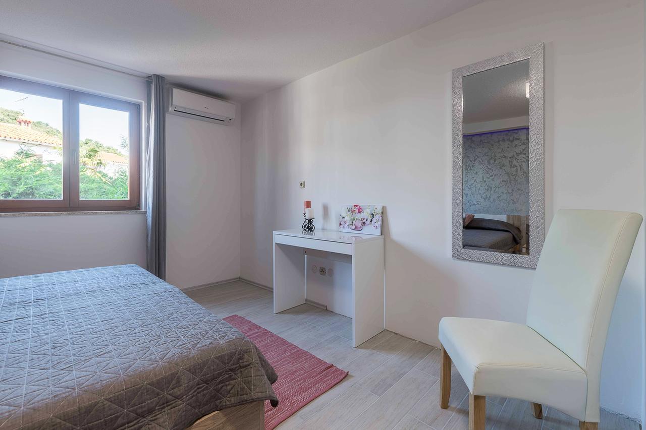 Apartments Villa Tre Marie 罗维尼 外观 照片