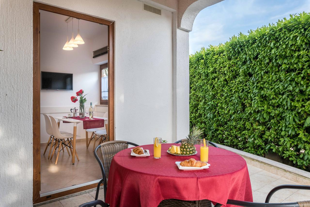 Apartments Villa Tre Marie 罗维尼 外观 照片