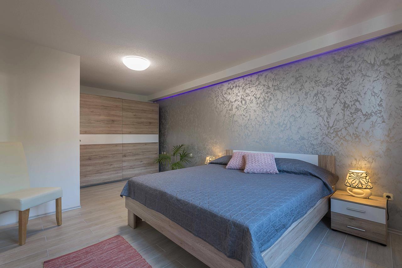 Apartments Villa Tre Marie 罗维尼 外观 照片