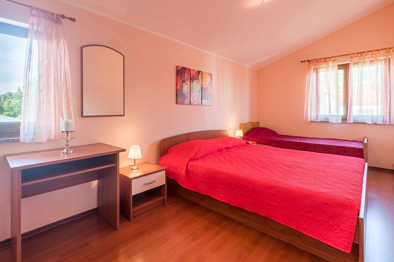 Apartments Villa Tre Marie 罗维尼 外观 照片