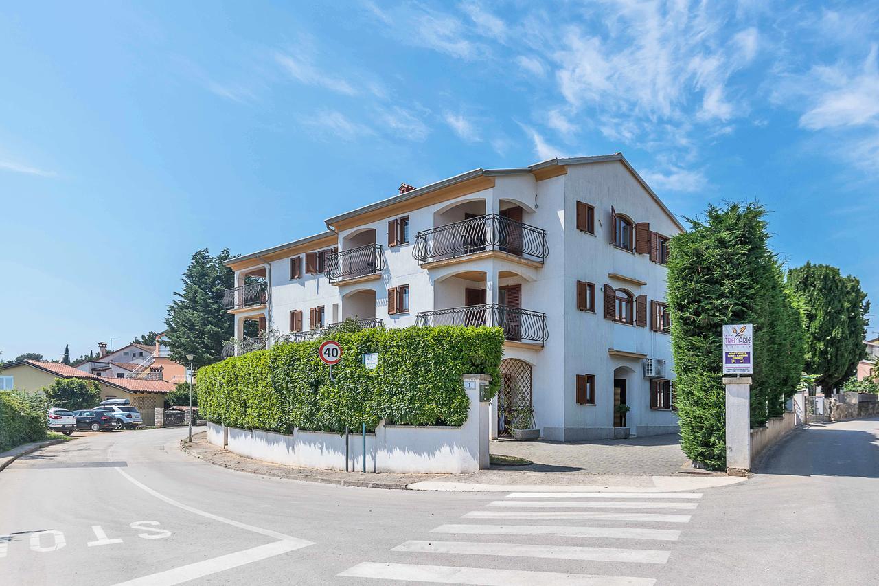 Apartments Villa Tre Marie 罗维尼 外观 照片
